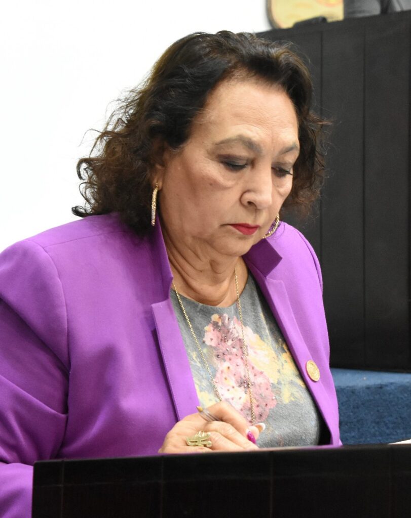 Diputada María Adelaida rinde primer informe de labores