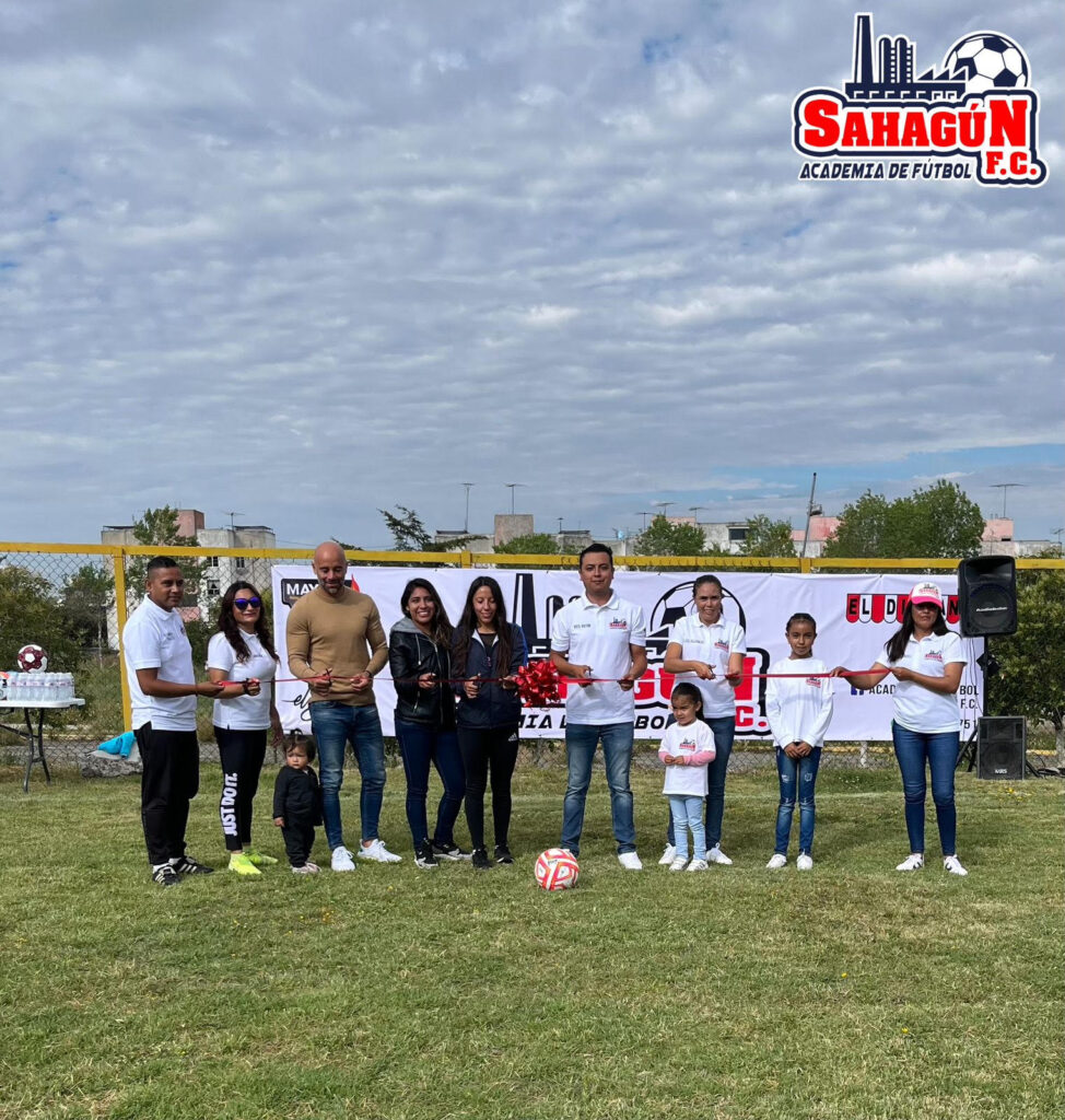 Apertura de la academia de futbol Sahagún F.C.