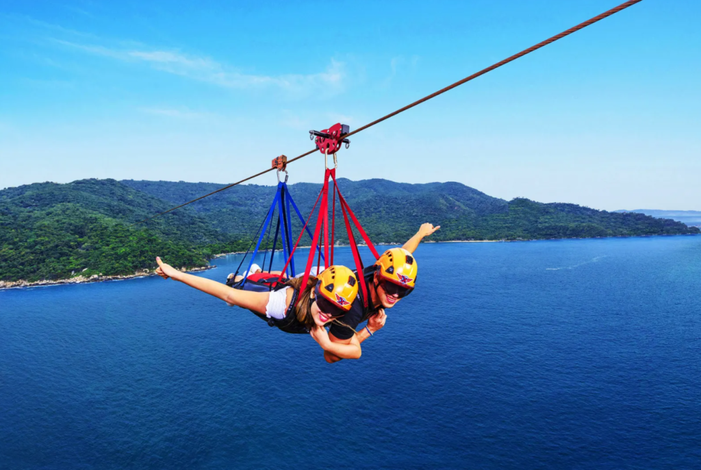 Sólo los amantes de la adrenalina se atreverían a visitar estos parques ¿Te animas?