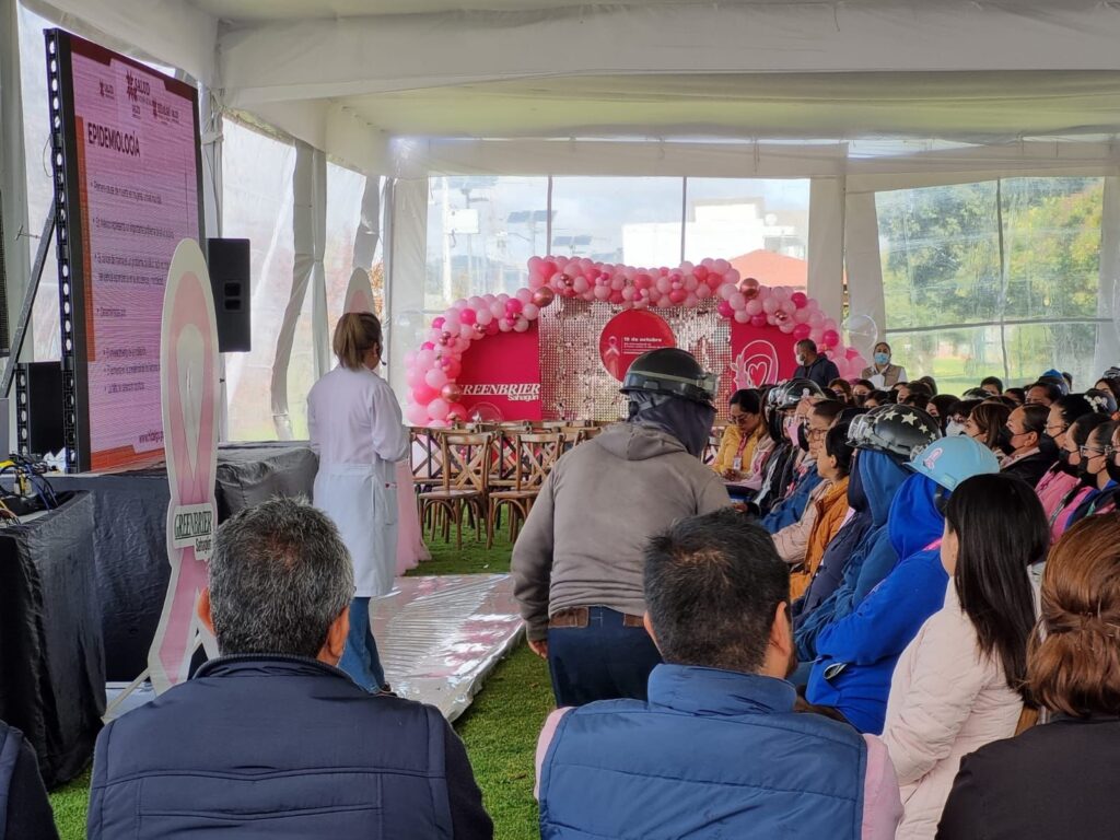 Concientización sobre prevención de Cáncer de Mama