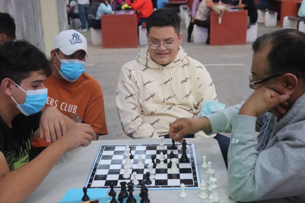 Reciben emprendedores total respaldo del IHJ