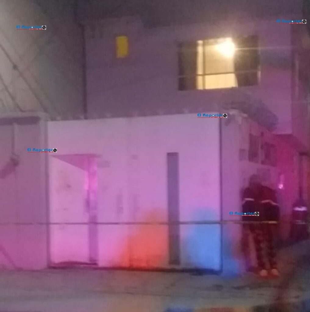 Hombre muere al ser acuchillado por la espalda