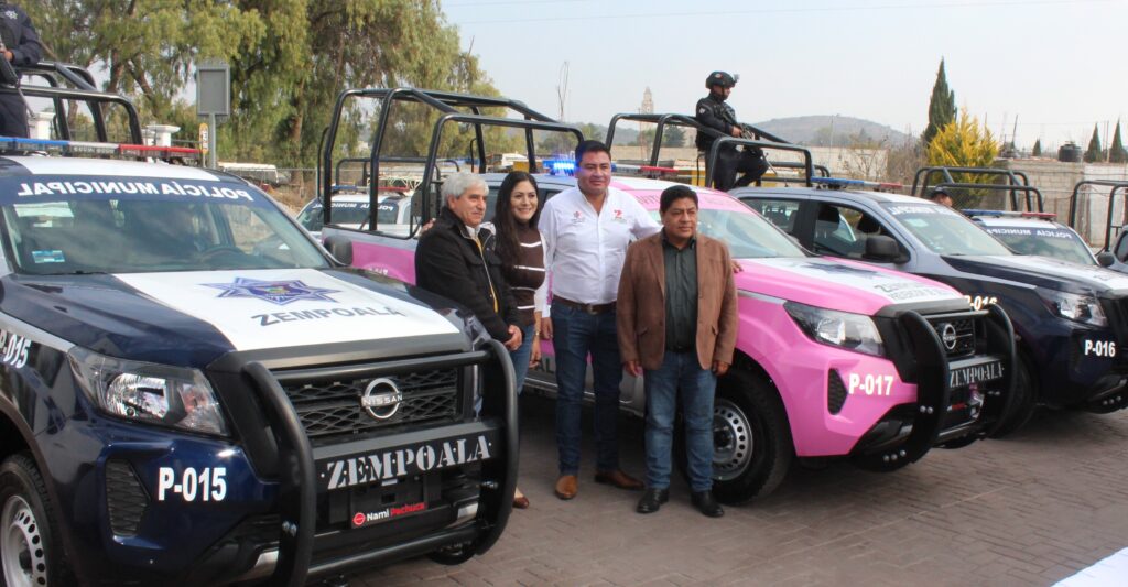 Más patrullas y mejores salarios para policías