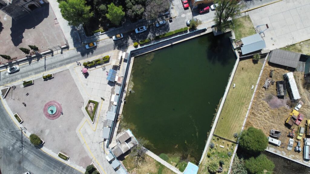 Limpieza general en refrescante manantial