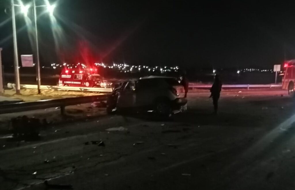 Un muerto y mujer herida en choque