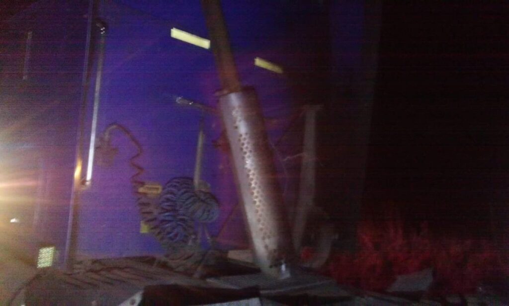 Abandonaron un tractocamión robado