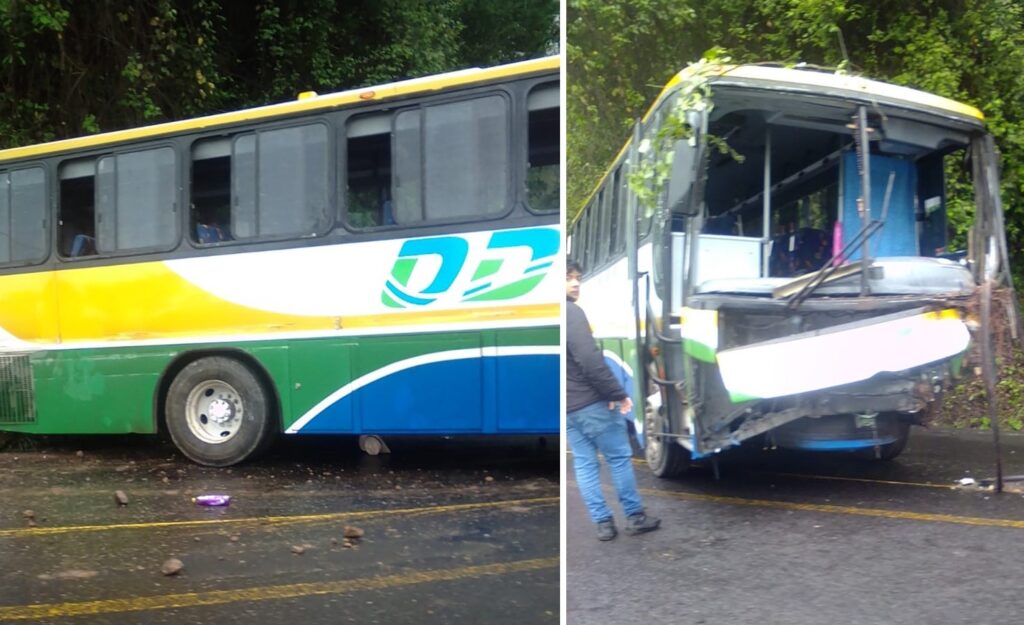 Brutal choque de autobús contra en cerro
