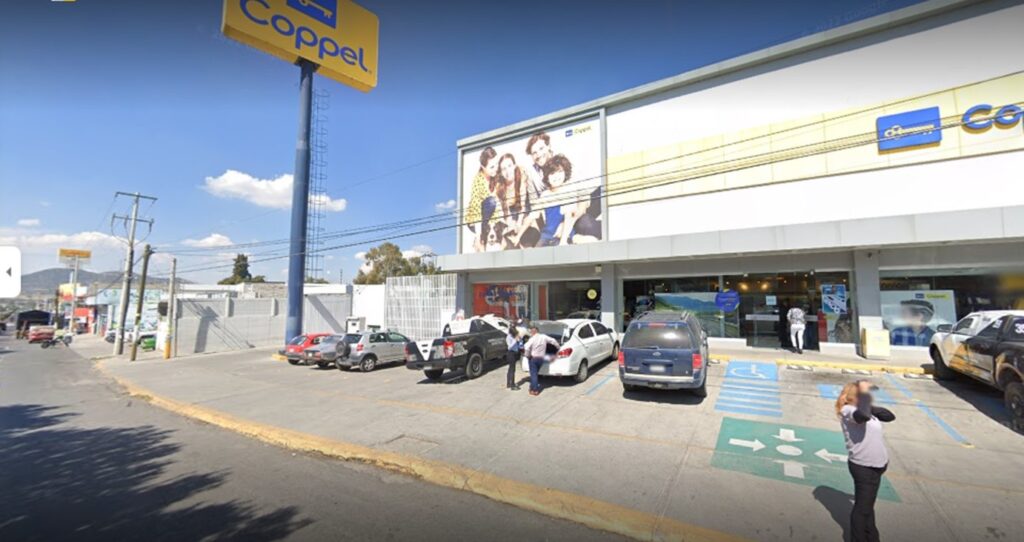 Ladrón capturado al saquear Coppel