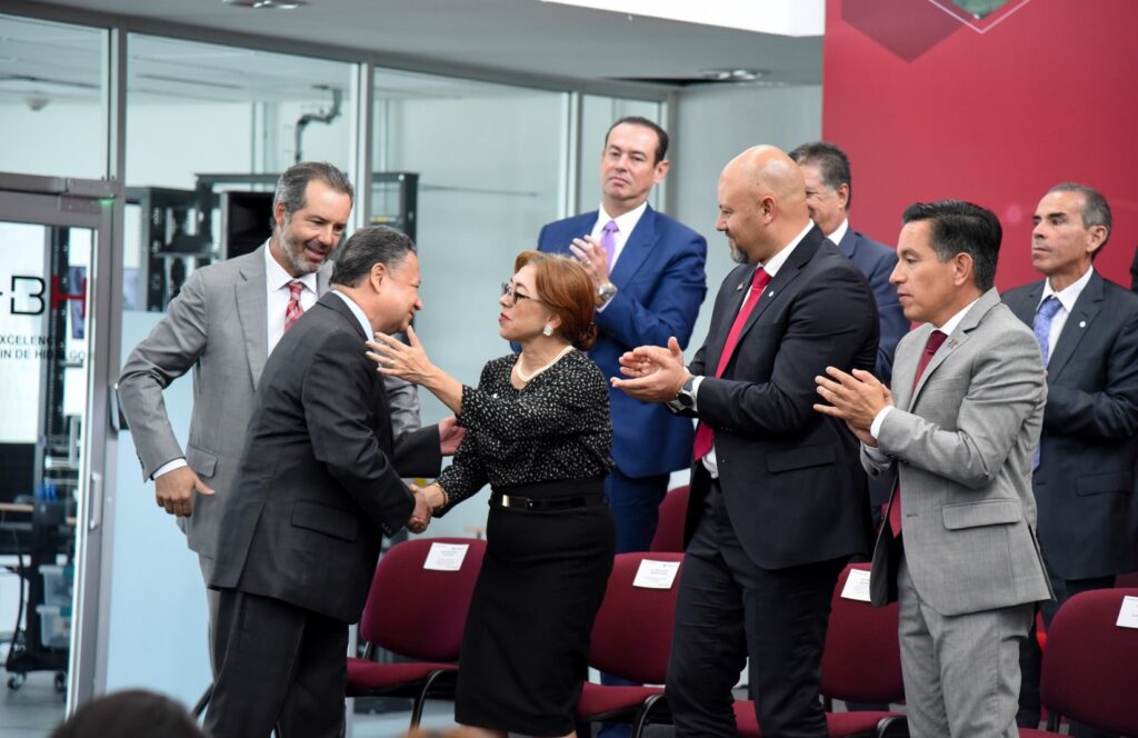 Más de 54 mil millones en inversiones para Hidalgo