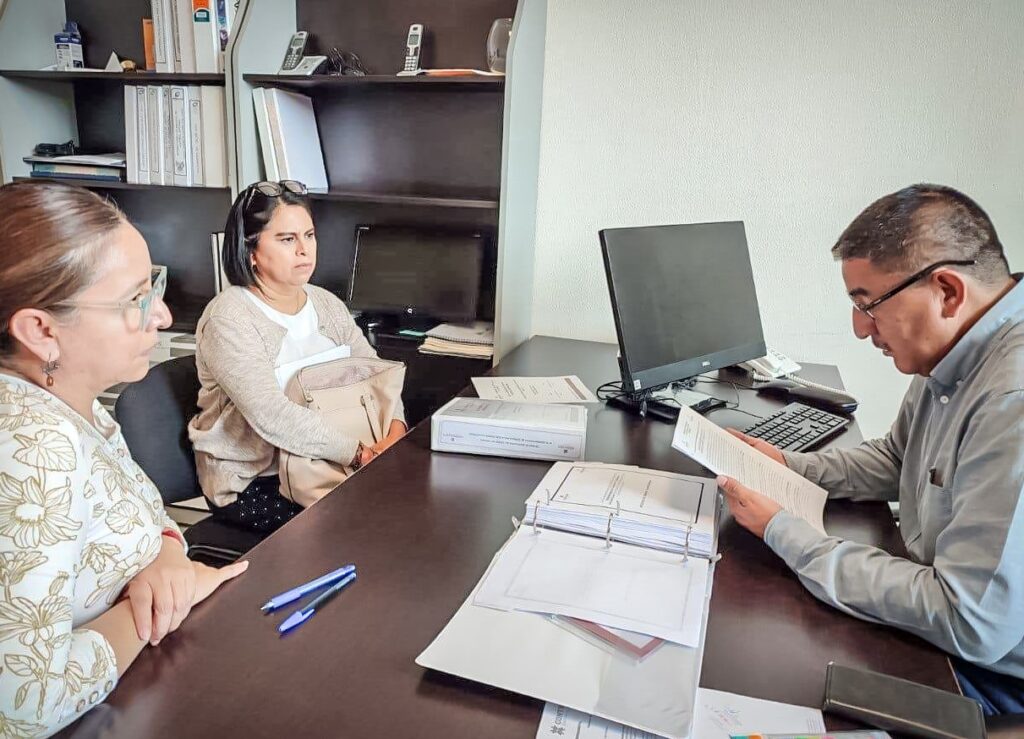 Contraloría propone iniciativa de ley en materia de administración pública