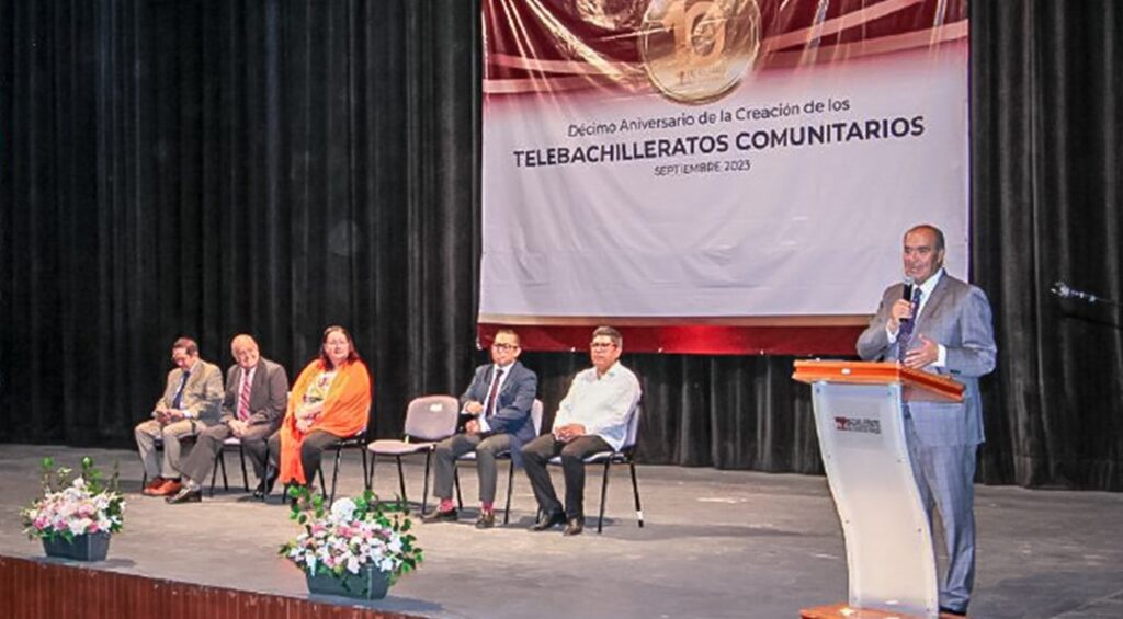 Celebran 10 años del Telebachillerato Comunitario