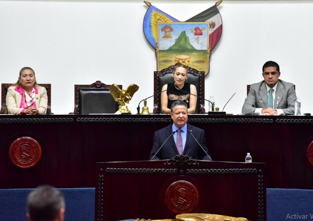 Avanza agenda legislativa propuesta por Menchaca Salazar