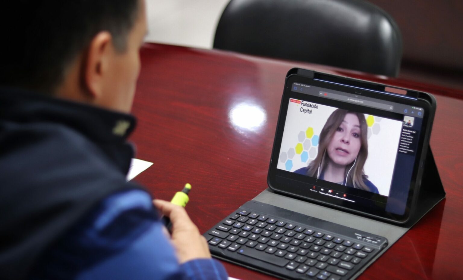 Promueve Sedeco servicios financieros digitales y comercio electrónico