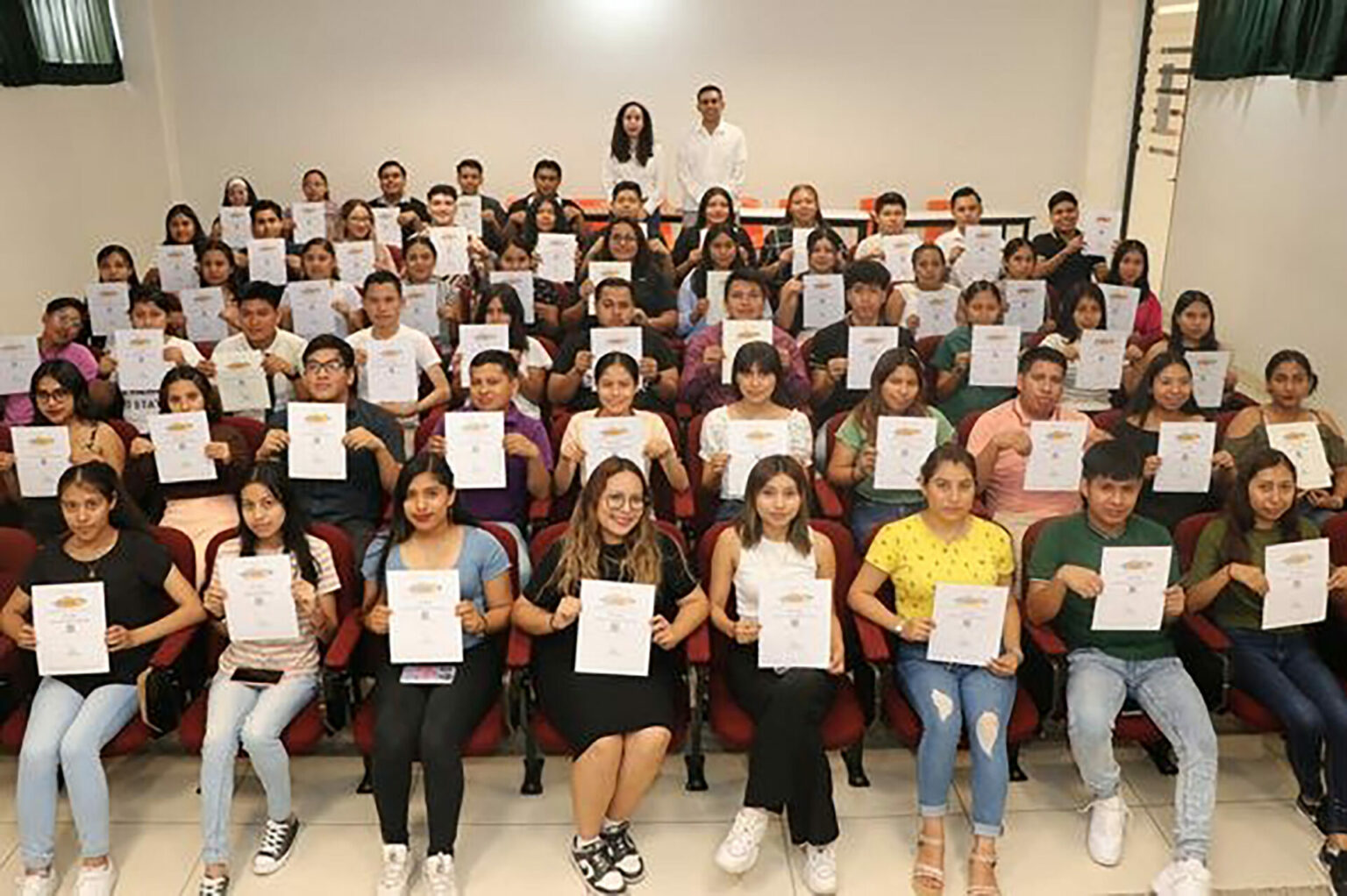 Capacita UTHH a estudiantes sobre transformación digital de empresas hidalguenses