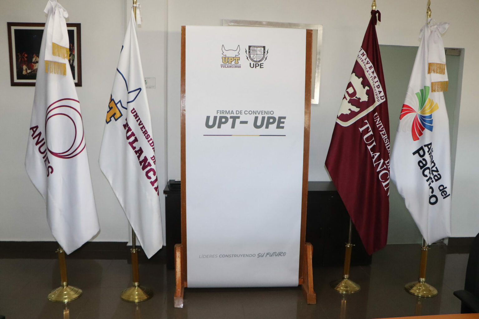 UPT y UPE firmaron convenio de colaboración