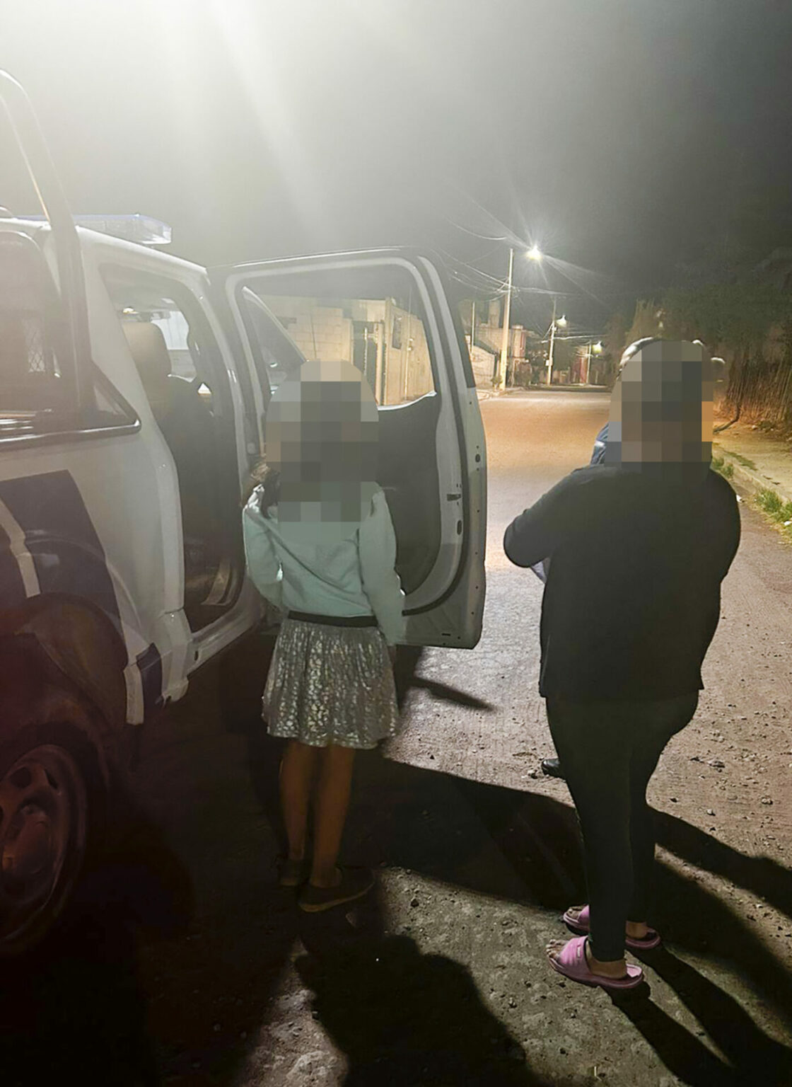 Policía Violeta localiza a menores extraviadas