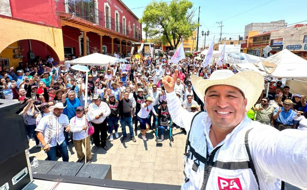 Francisco Hernández tiene el respaldo del pueblo