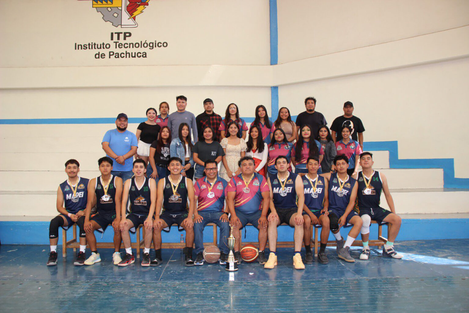UTMZ gana encuentro estatal de básquetbol