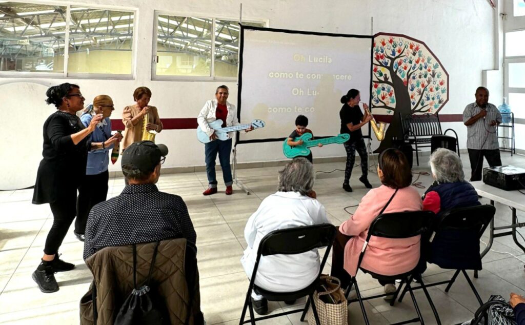 Llevan a cabo encuentro de canto intergeneracional