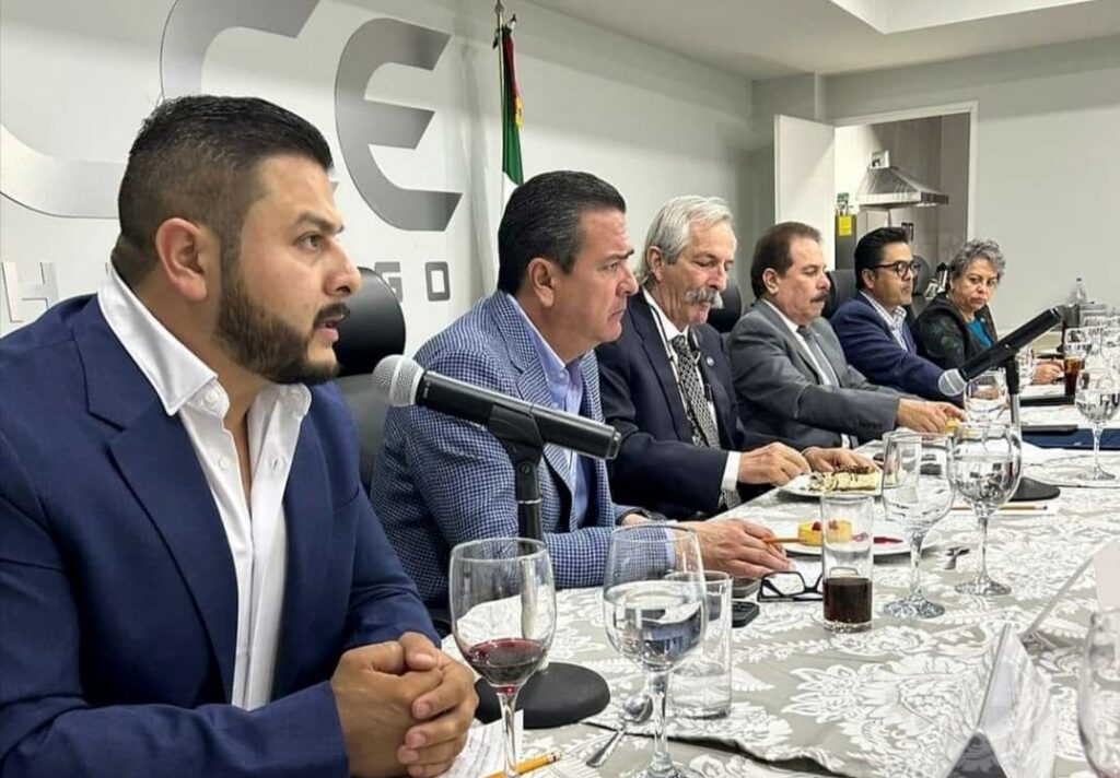 Alfredo Quiroz propone impulsar la actividad industrial