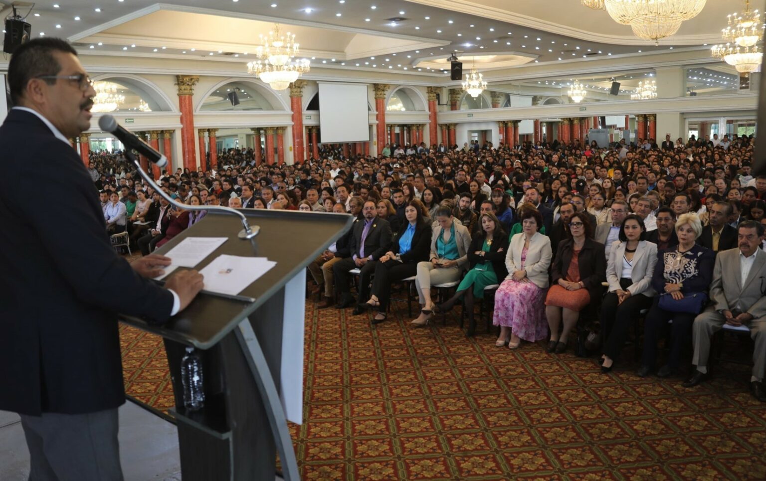 Profesores recibieron propuestas de cambios de adscripción y centros de trabajo