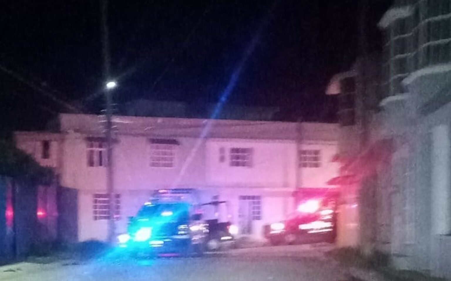 Operativo policiaco en la colonia Infonavit