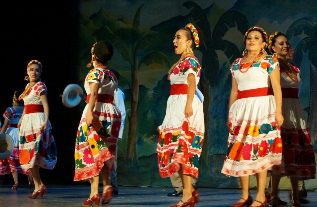 Presentó Ballet del Estado de Hidalgo, función de gala en la Feria de San Francisco