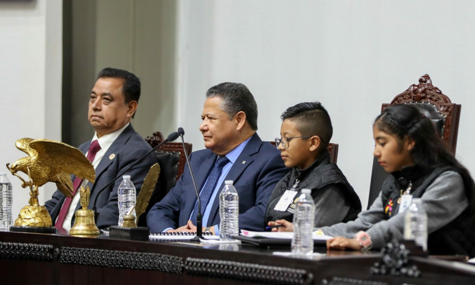 Menchaca Salazar reconoce la conciencia cívica de las infancias hidalguenses