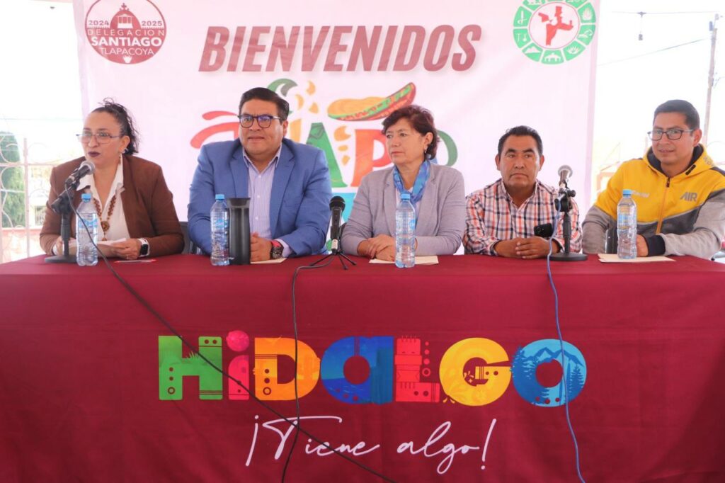 Invitación al evento “El Cosmos de Fernando Correa”