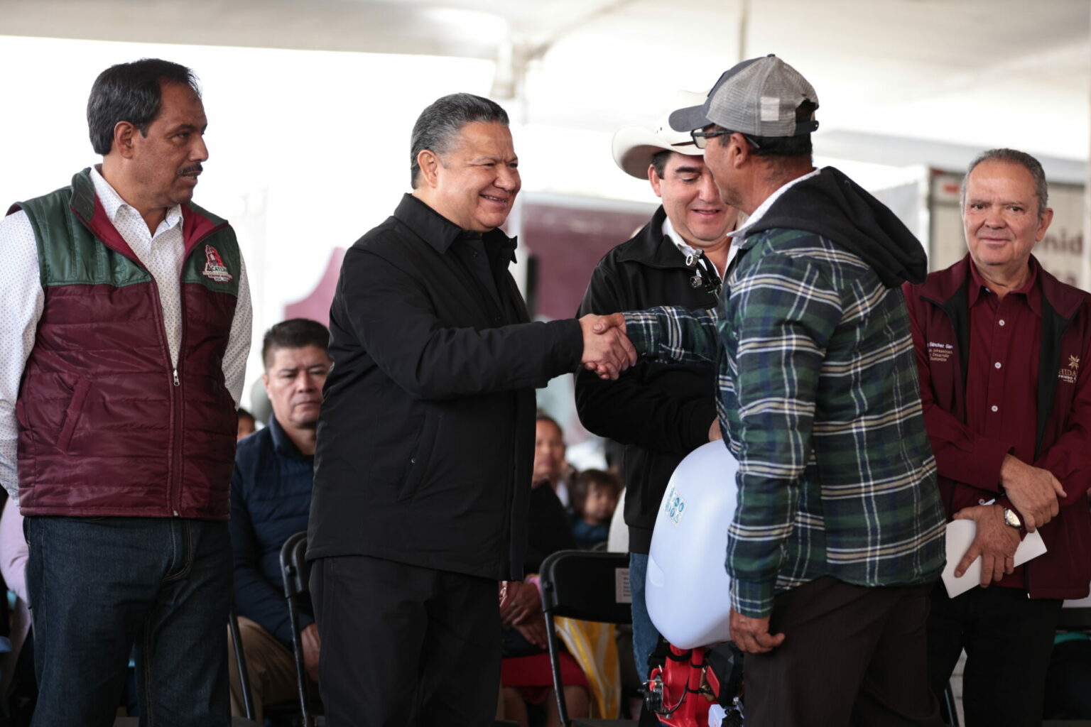 Julio Menchaca retoma con fuerza las Rutas de la Transformación