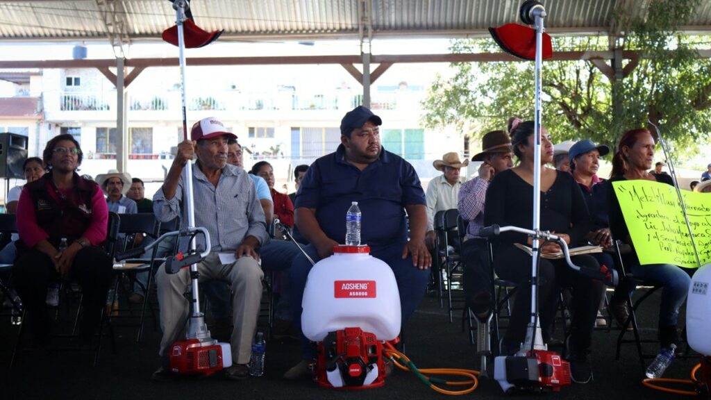 Productores de la Sierra Baja fueron beneficiados con diferentes apoyos para el campo