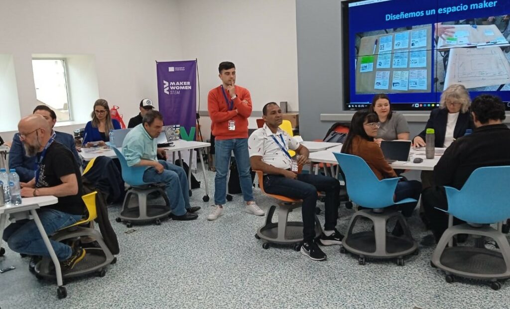 Hidalgo se suma a la iniciativa internacional MakerWomenSTEM