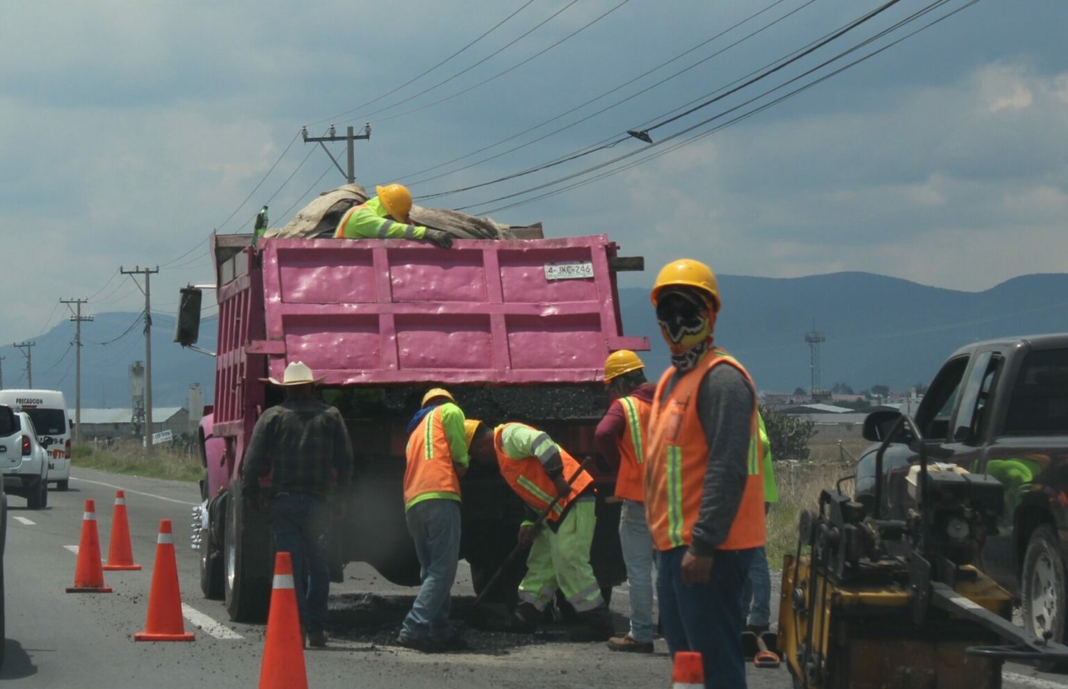 Bachean carretera Pachuca-Ciudad Sahagún