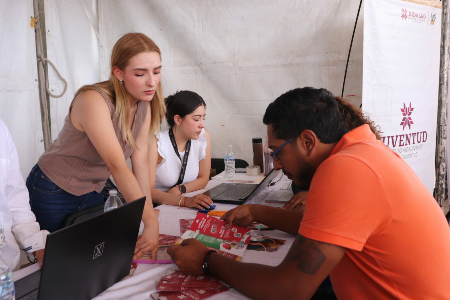 jóvenes podrán recibir apoyos de 12 mil y 20 mil pesos
