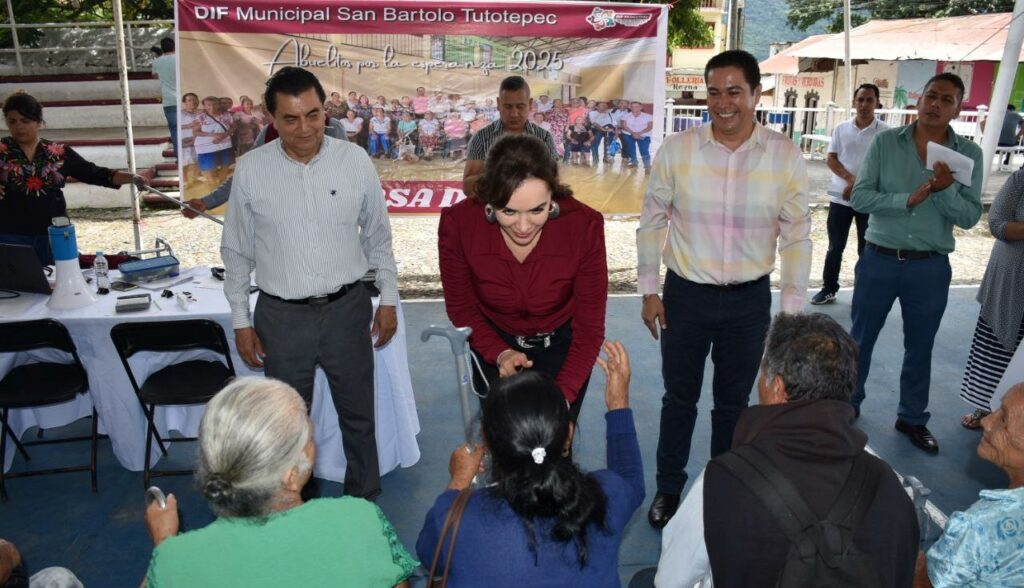 IAAMEH supervisa atención en la Sierra Otomí-Tepehua