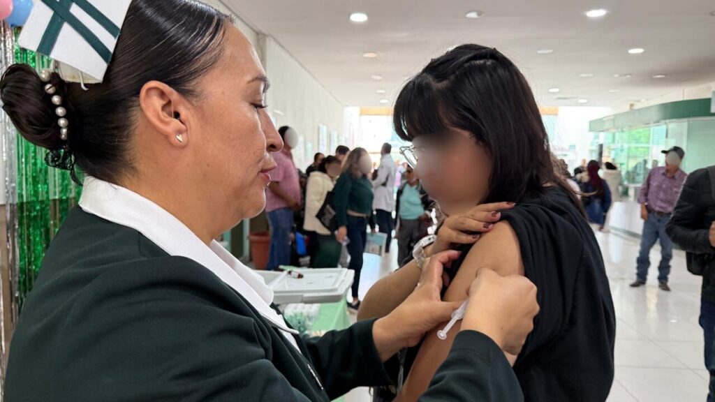 Aplica IMSS Hidalgo vacunas contra sarampión