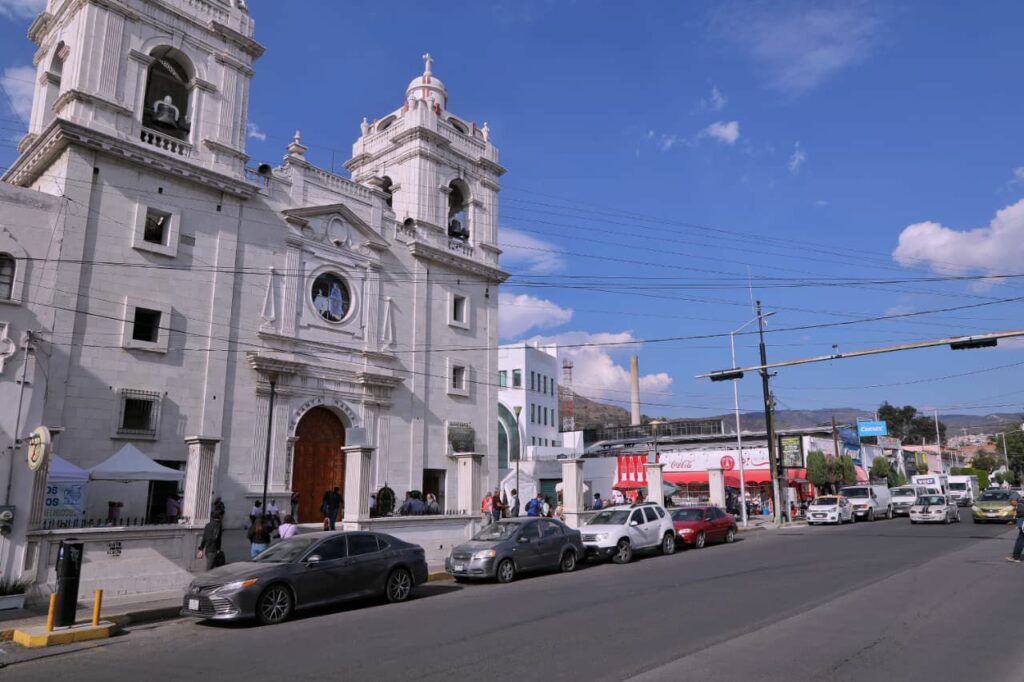 Cierres viales y operativo espeial por celebración de la Virgen de Guadalupe en Pachuca