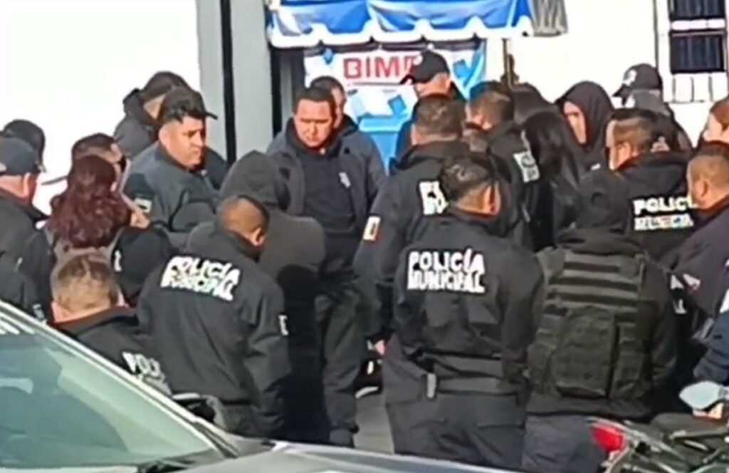 Elementos buscan “tumbar” al secretario de seguridad