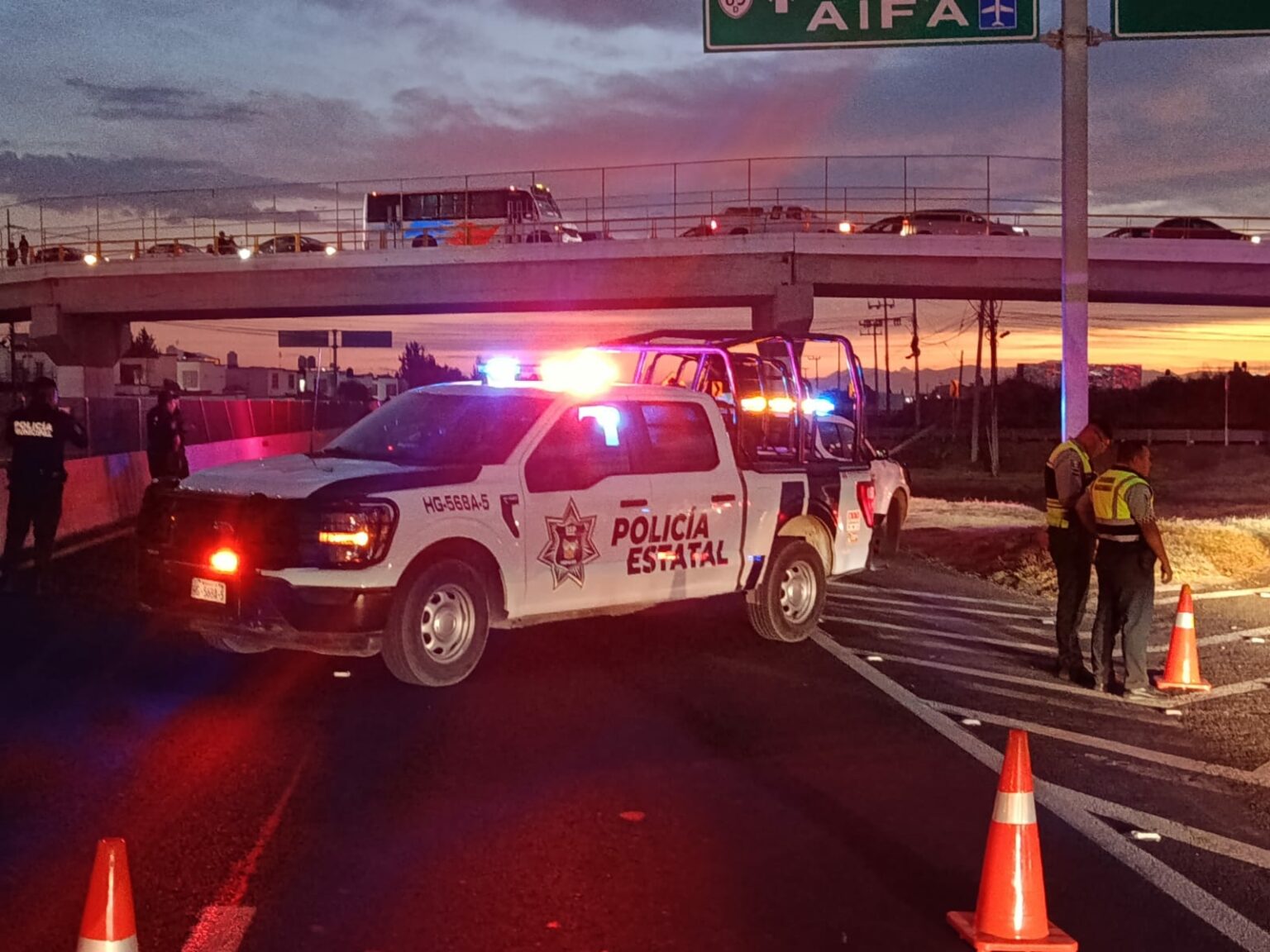 Fuga de gas natural sobre la carretera México–Pachuca