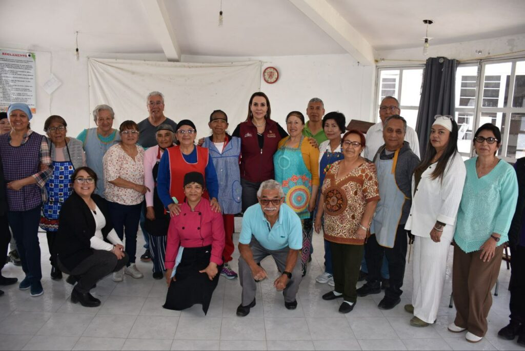 Hidalgo invierte casi un millón de pesos para fortalecer la atención a personas mayores