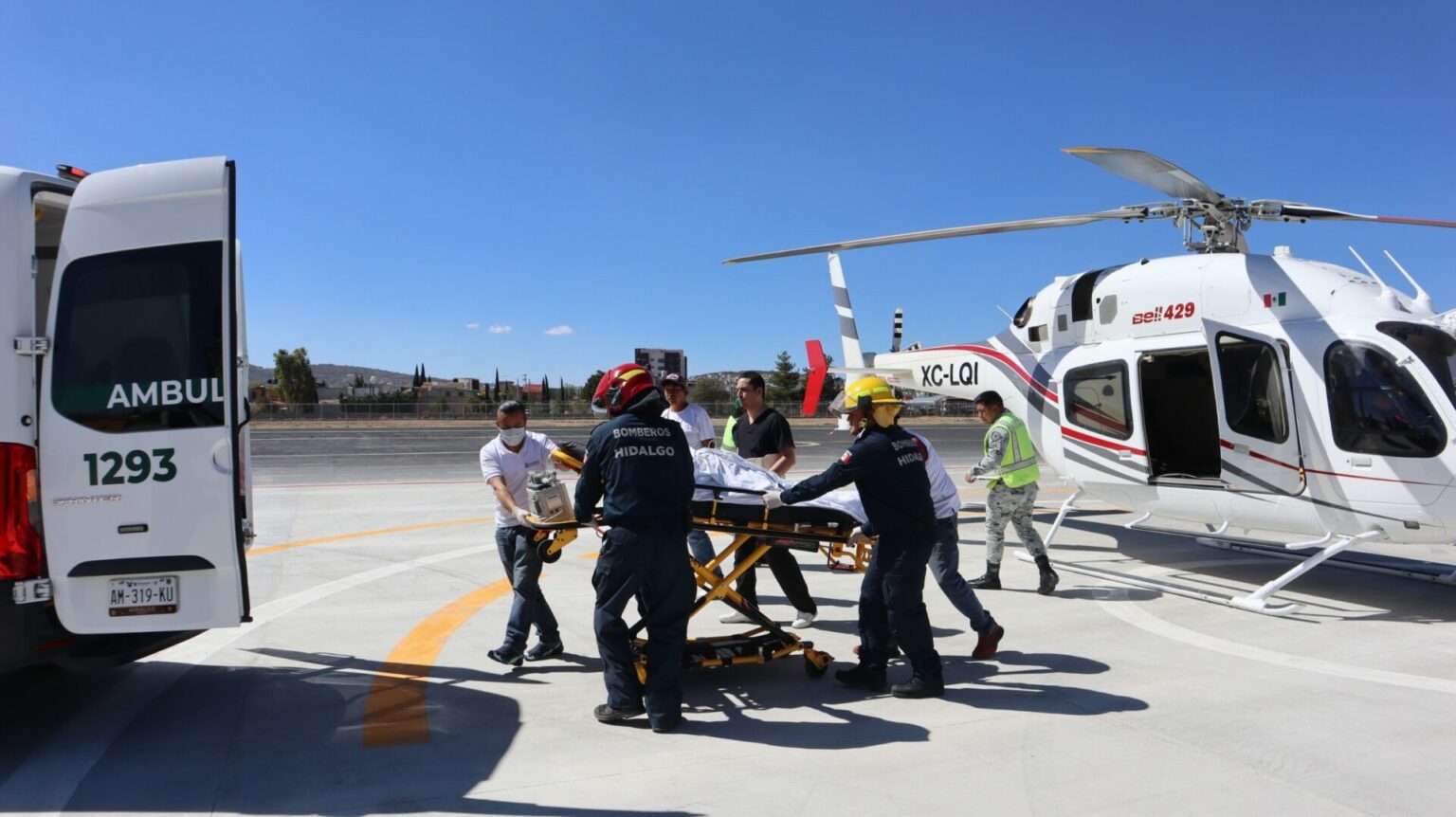Traslado aéreo oportuno garantiza atención especializada a paciente