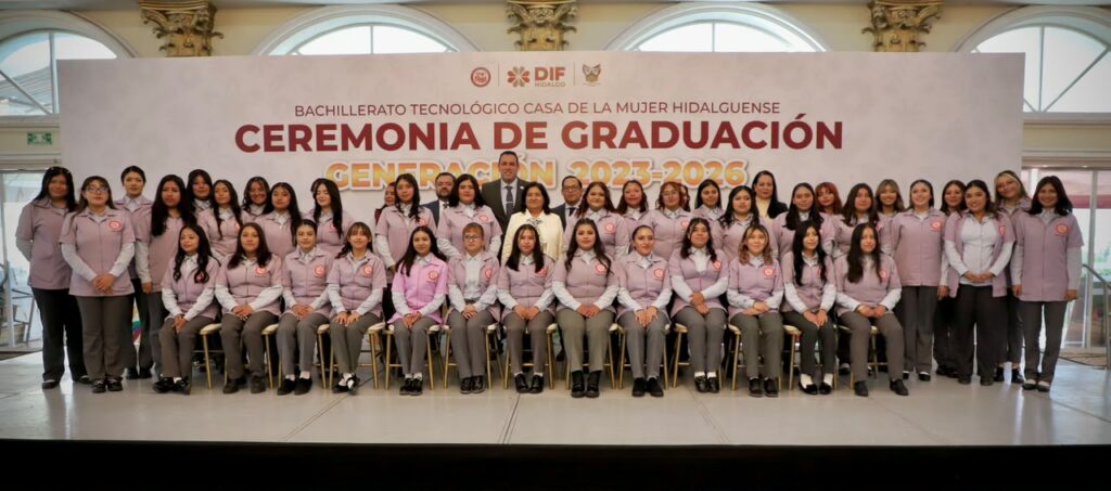 Se gradúa la 16.a generación de la Casa de la Mujer Hidalguense