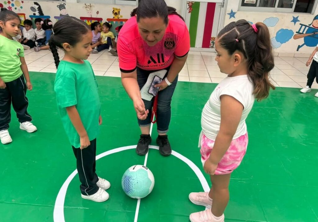 ISSSTE promueve el deporte en EBDIs con encuentros de fútbol
