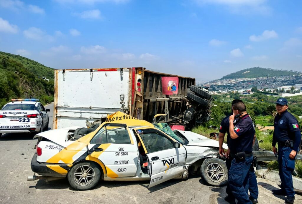 Lesionados y daños materiales en aparatoso choque
