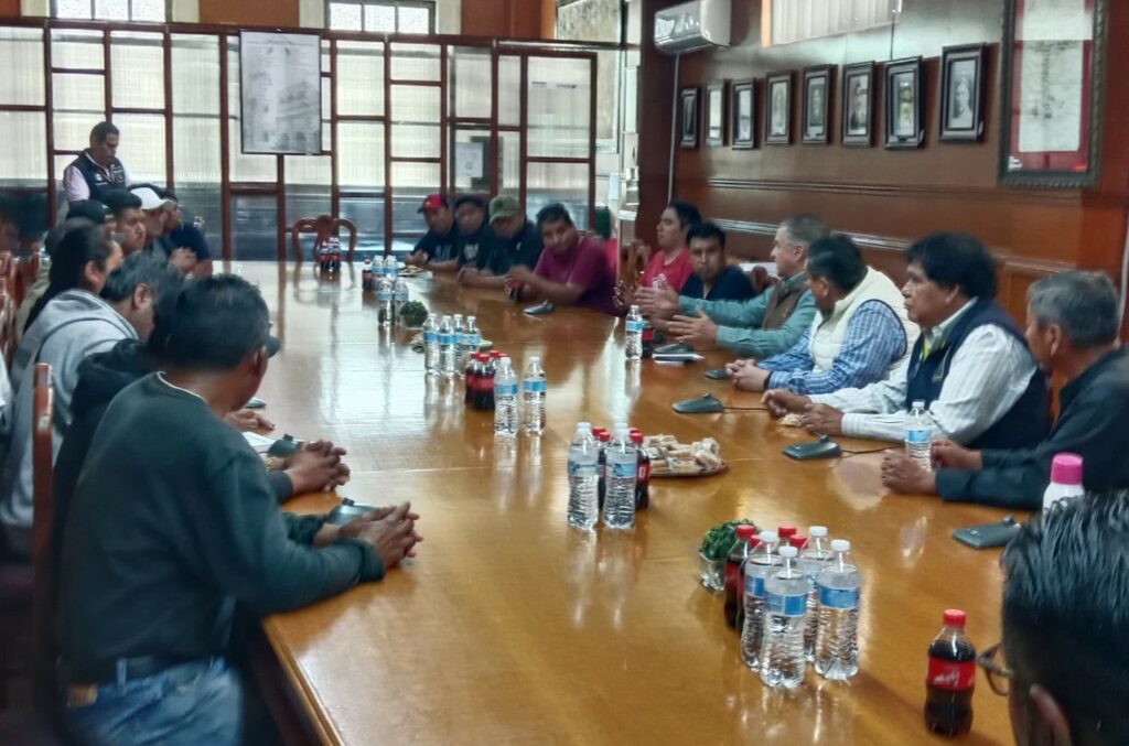 Reunión de entendimiento en Actopan