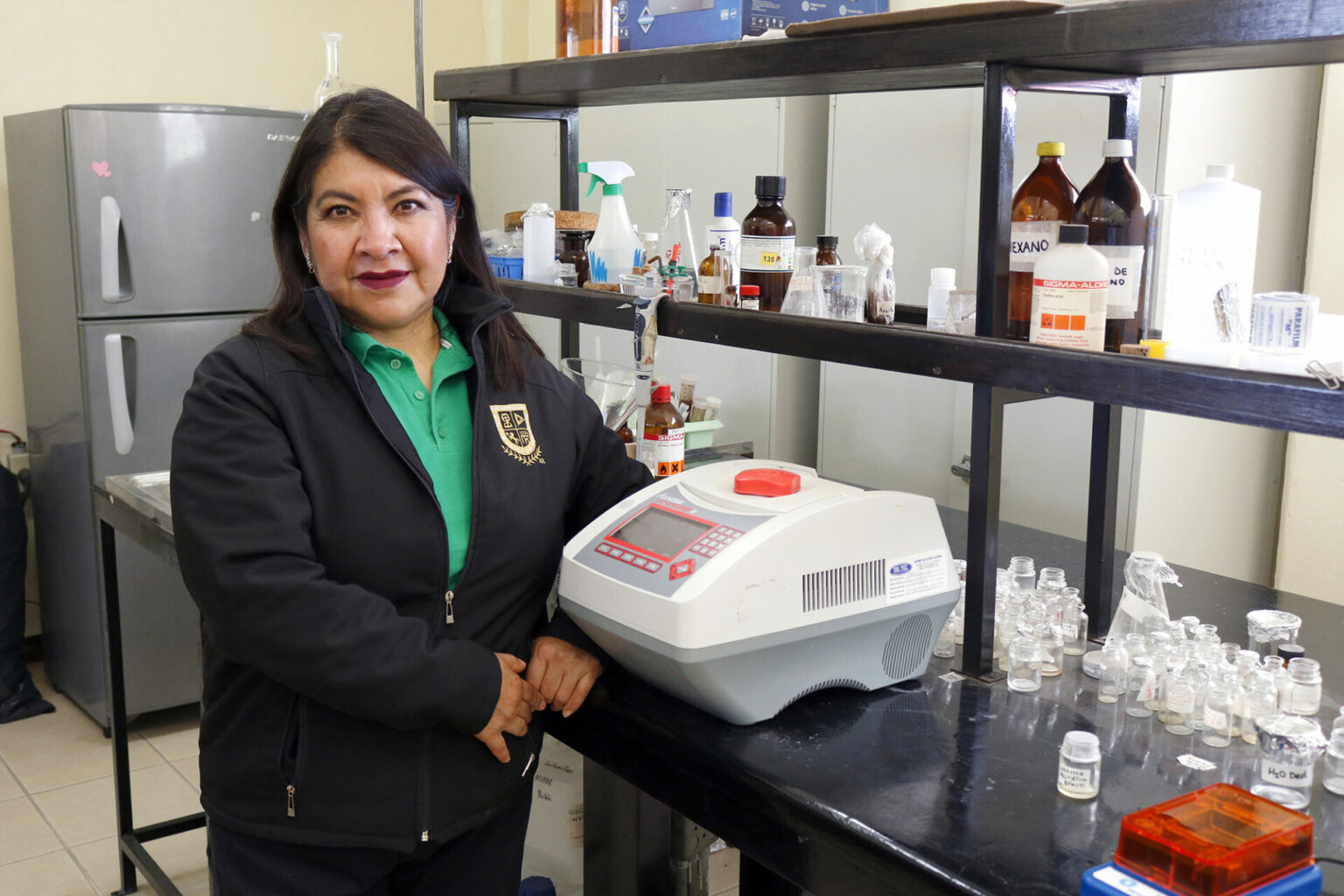 Hidalguenses desarrollan nanotecnología de café verde y oro