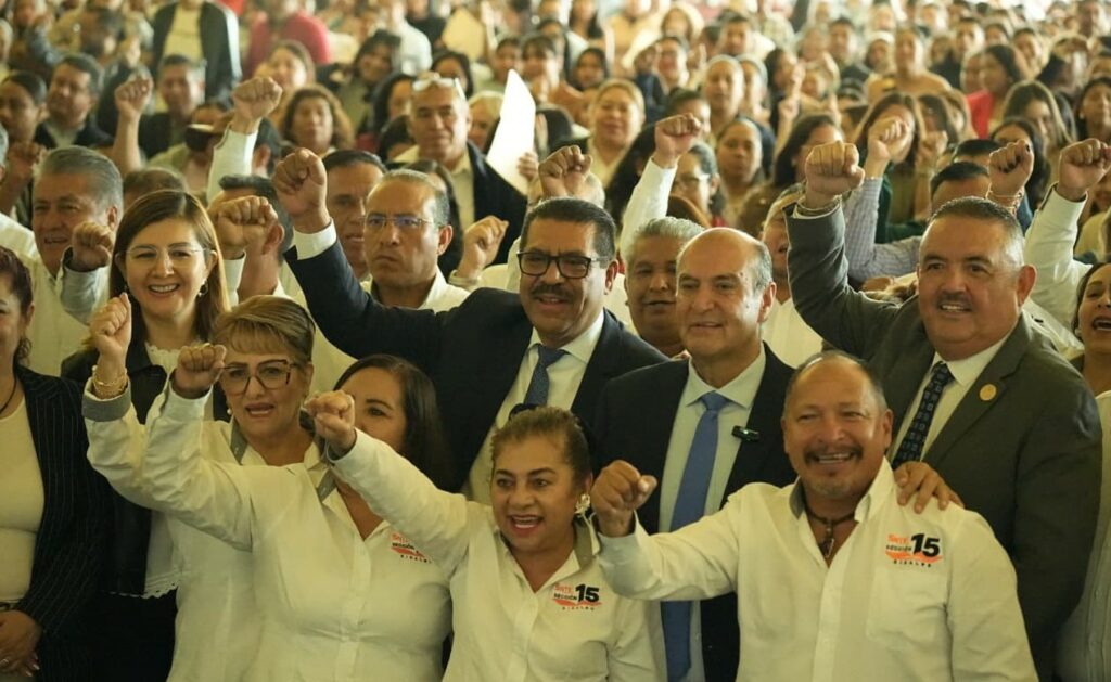 Sección 15 del SNTE entrega más de 4 mil propuestas
