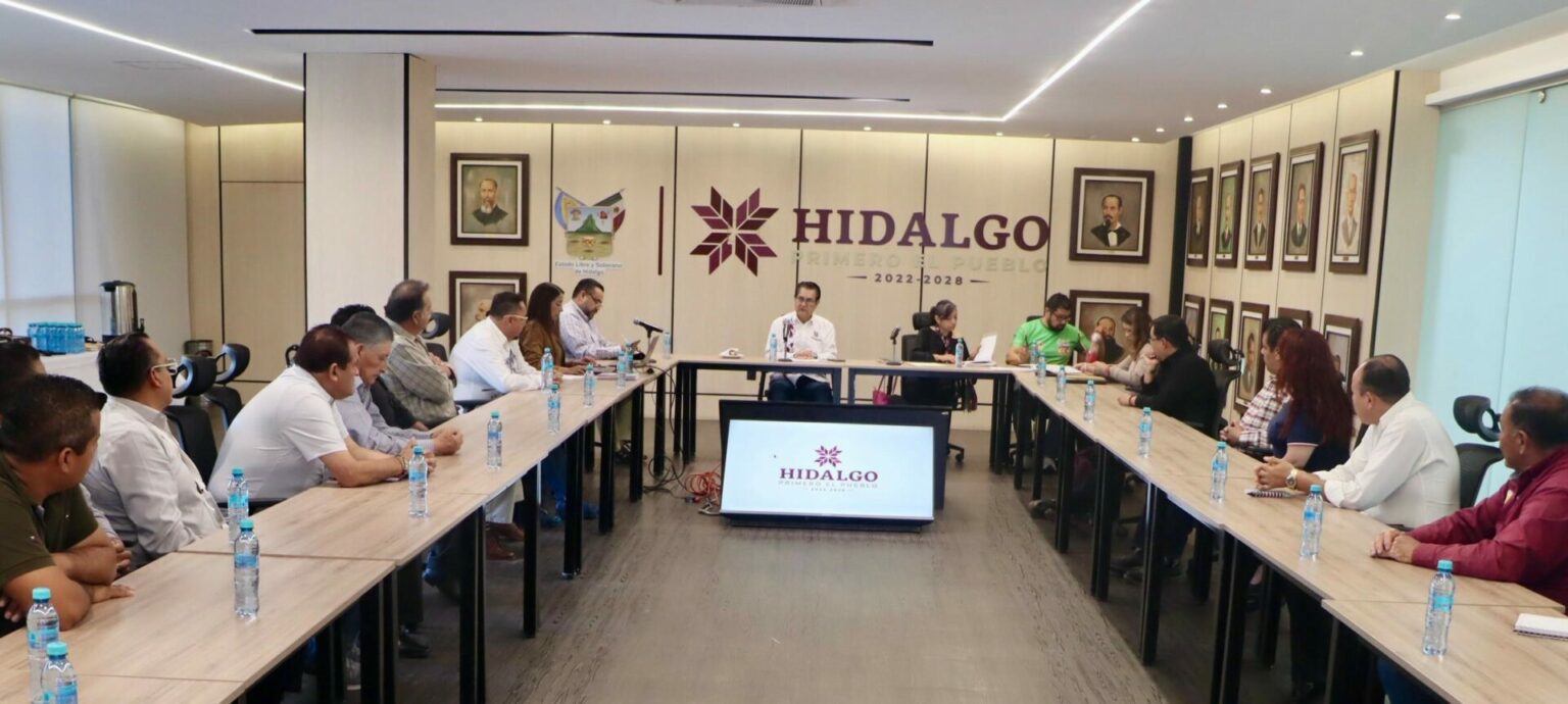 Exhortan a taxistas a cumplir con obligaciones establecidas en la Ley de Movilidad