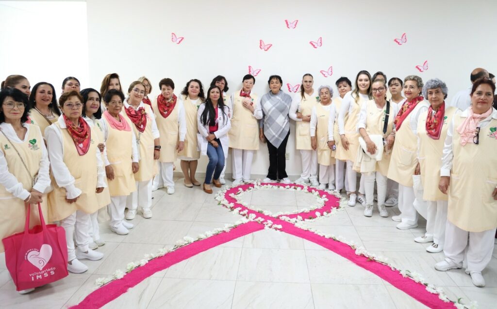 IMSS realizó entrega prótesis mamarias a mujeres en Pachuca
