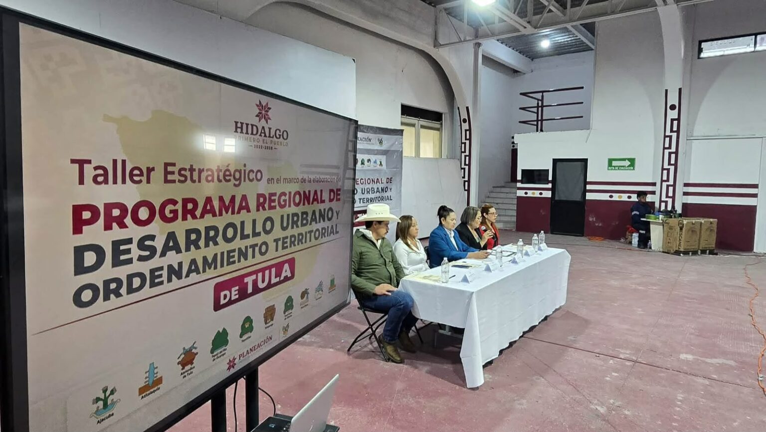Taller regional recoge necesidades de tres municipios para orientar el desarrollo de Tula